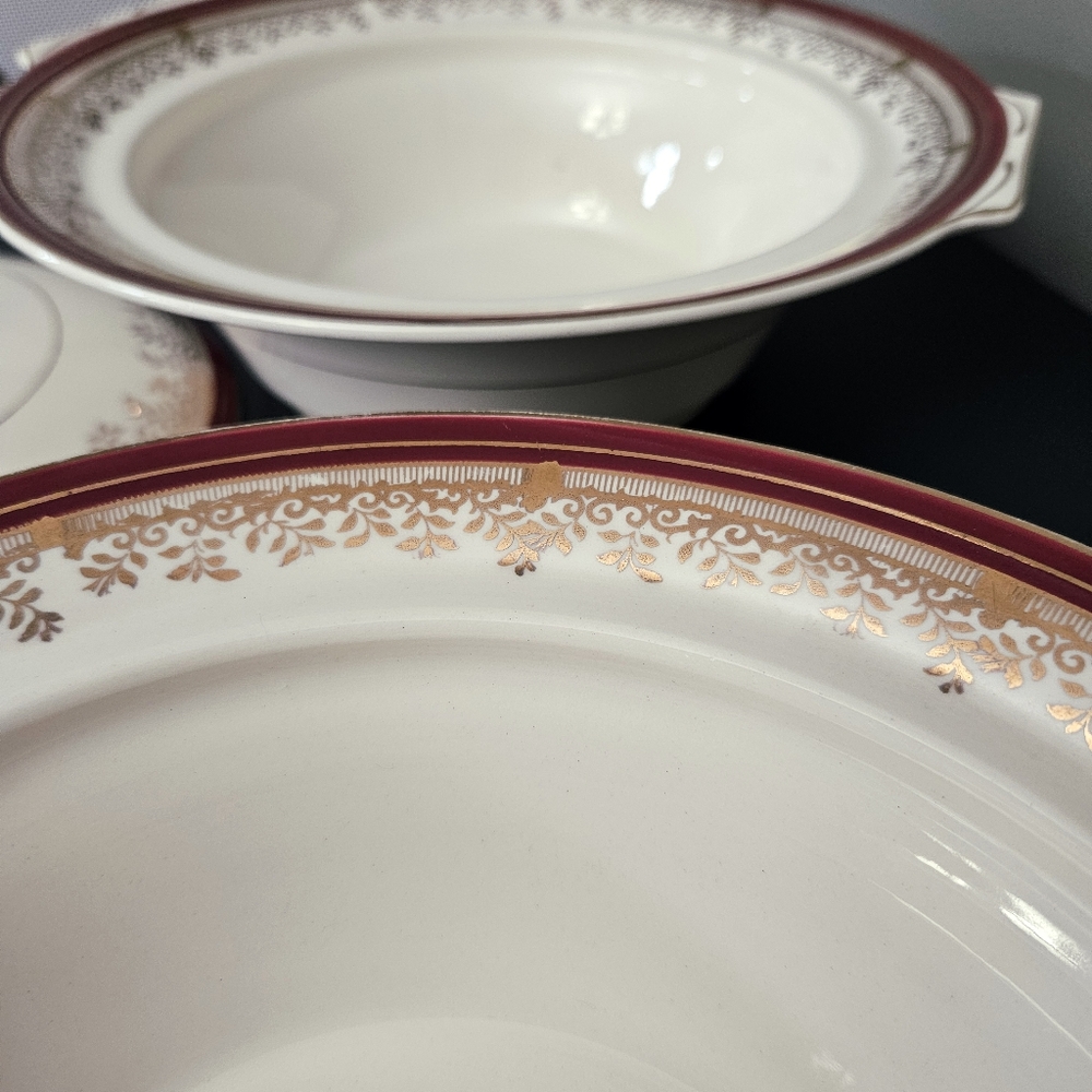 Set of 2 Serving Bowls & 2 Lids 1940's Myott, Royalty, Excellent Condition - Picture 2 of 8